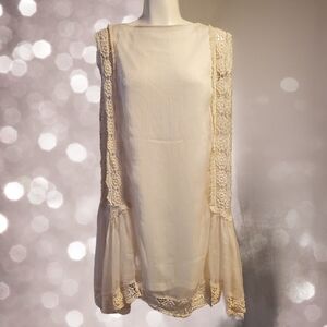 Elegant‎ Cream Lace Dress